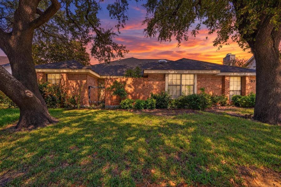 Property photo for 9711 Springtree Lane, Dallas, TX