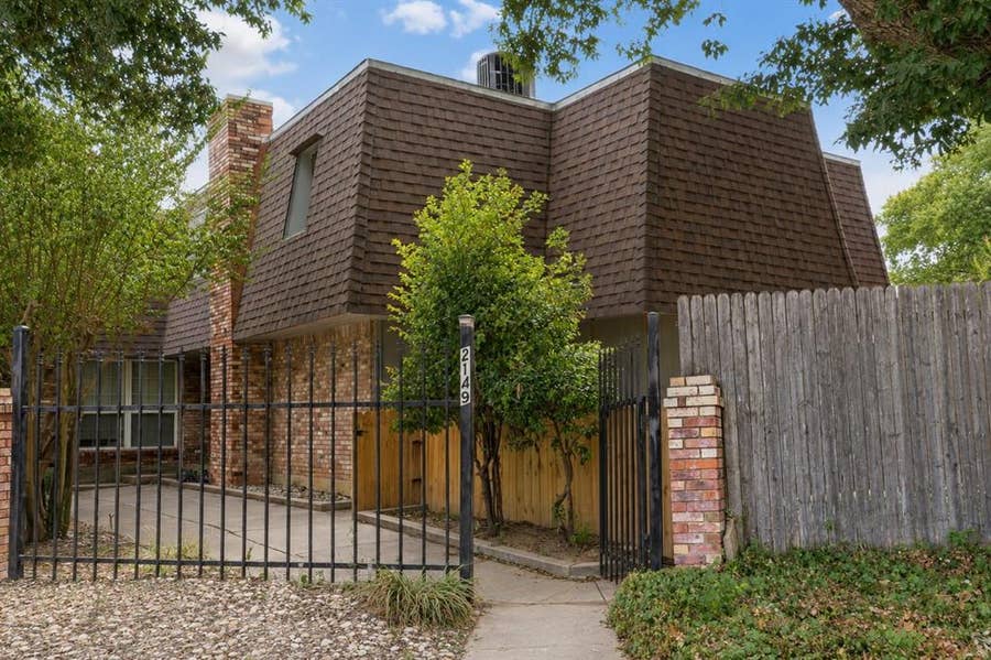 Property photo for 2149 Fleur De Lis Court, #A, Arlington, TX
