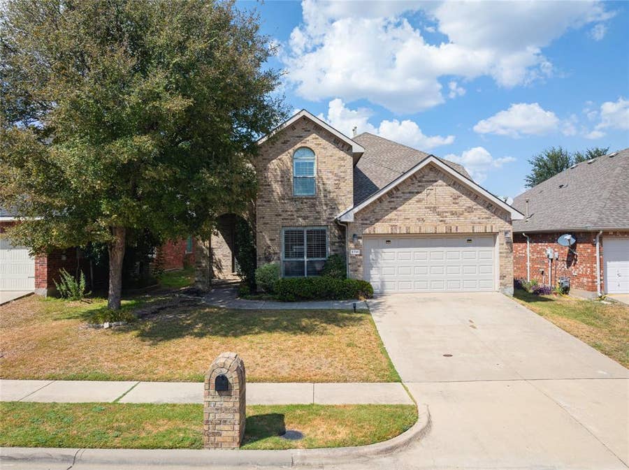 Property photo for 8216 Livingston Lane, McKinney, TX