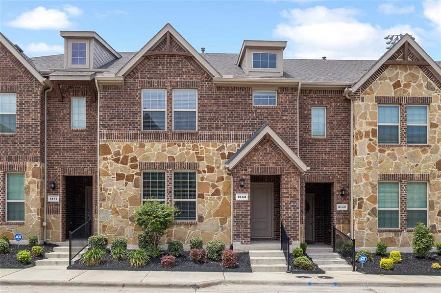 Property photo for 2153 Steer Creek Pl, Mesquite, TX