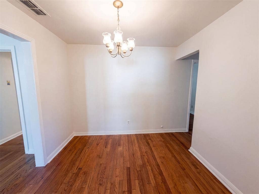 3802 Poinsettia Drive, Dallas, TX 75211