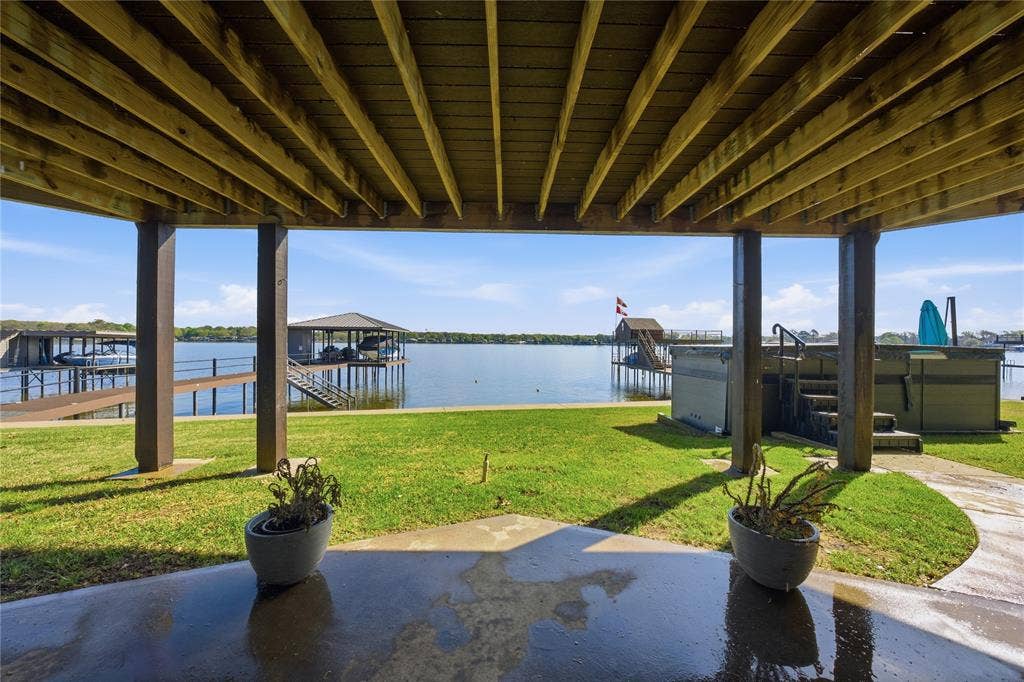 648 Enchanted Isles Drive, Mabank, TX 75156 648 Enchanted Isles Drive, Mabank, TX 75156