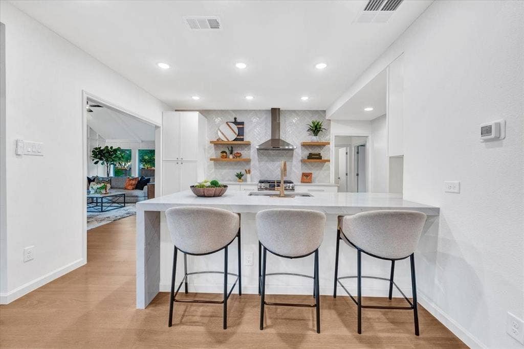 2801 W Aspen Court, Plano, TX 75075 2801 W Aspen Court, Plano, TX 75075