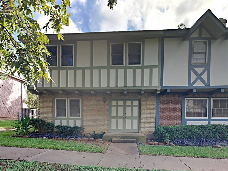 Property photo for 462 Westview Terrace, Arlington, TX