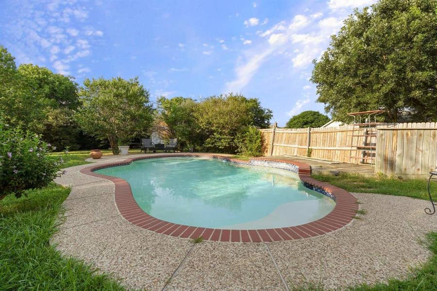 Property photo for 1801 Overland Street, Fort Worth, TX