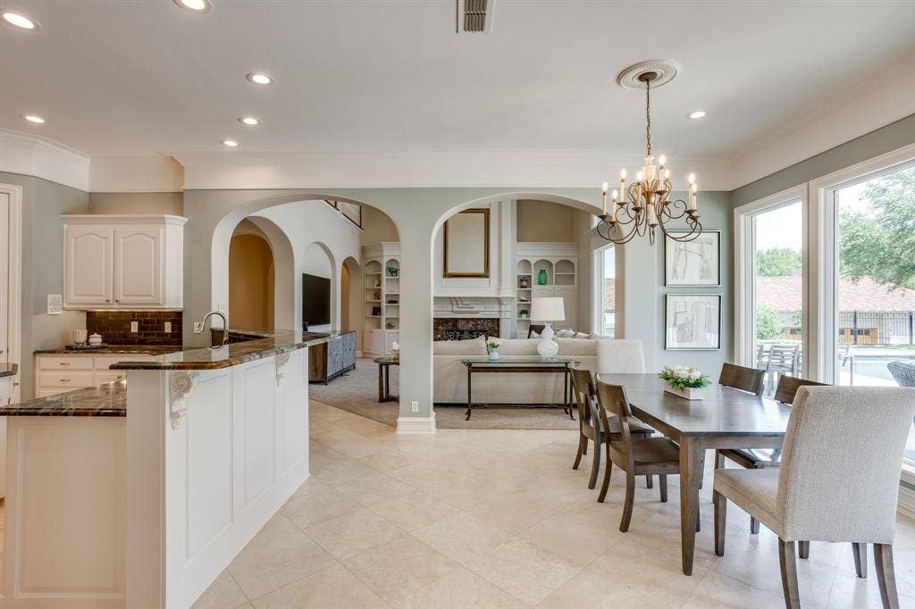 6800 Oak Hill Drive, Fort Worth, TX 76132 6800 Oak Hill Drive, Fort Worth, TX 76132
