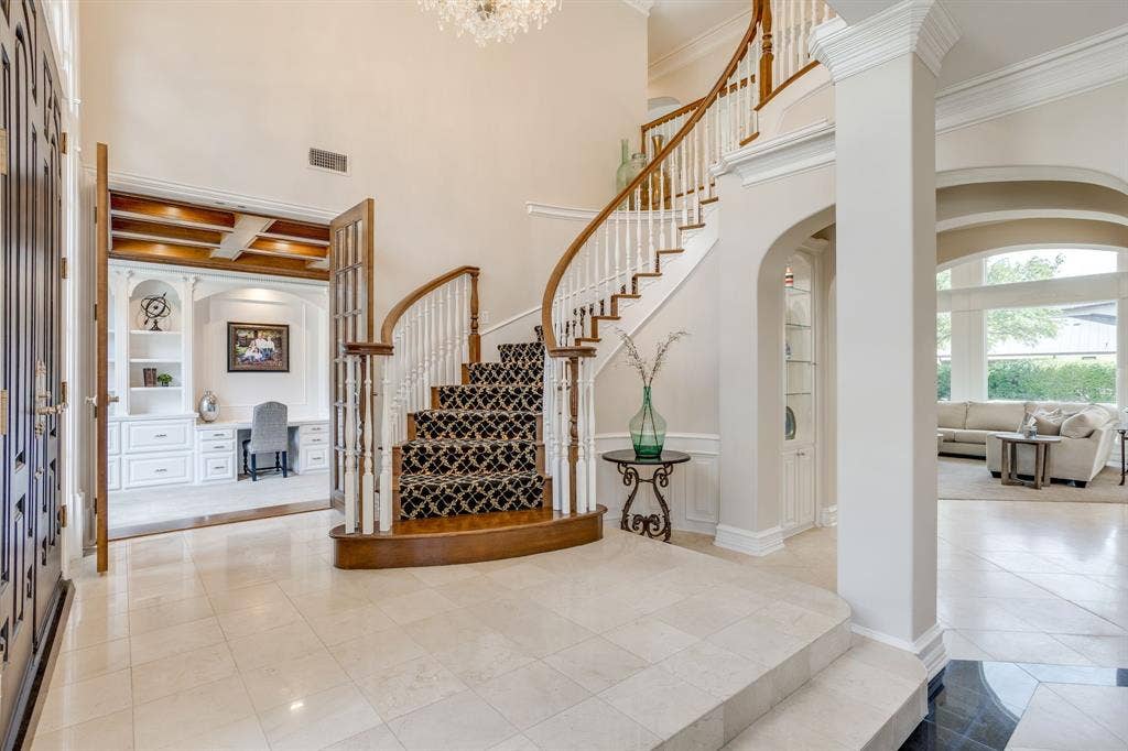 6800 Oak Hill Drive, Fort Worth, TX 76132 6800 Oak Hill Drive, Fort Worth, TX 76132