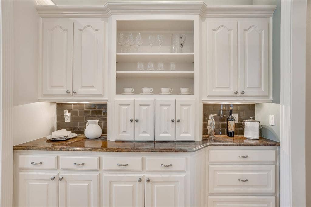 6800 Oak Hill Drive, Fort Worth, TX 76132 6800 Oak Hill Drive, Fort Worth, TX 76132