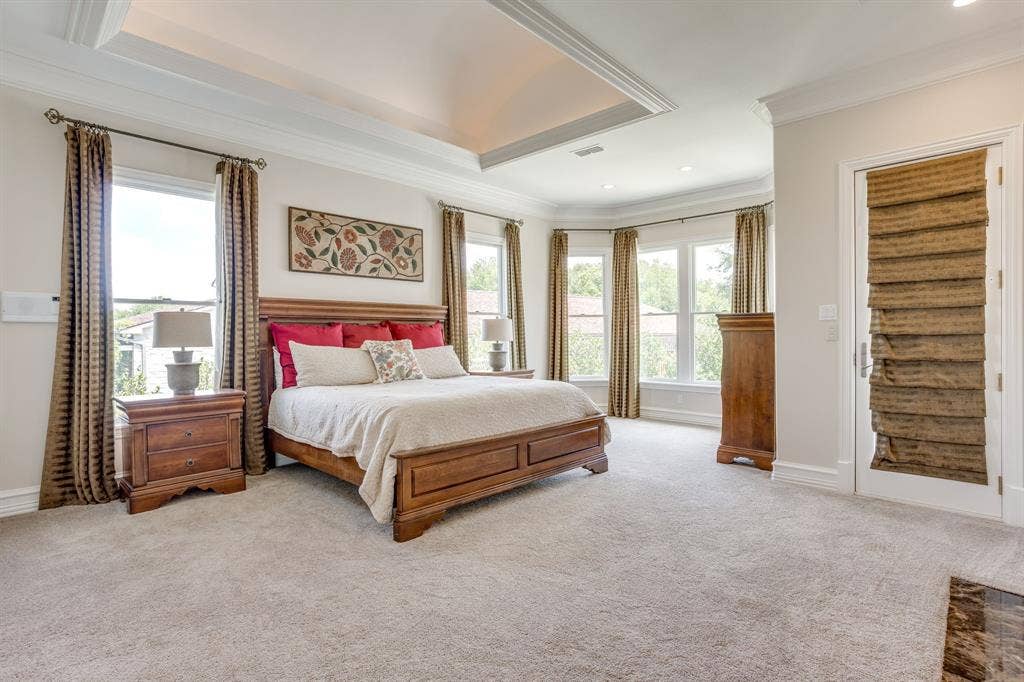 6800 Oak Hill Drive, Fort Worth, TX 76132 6800 Oak Hill Drive, Fort Worth, TX 76132