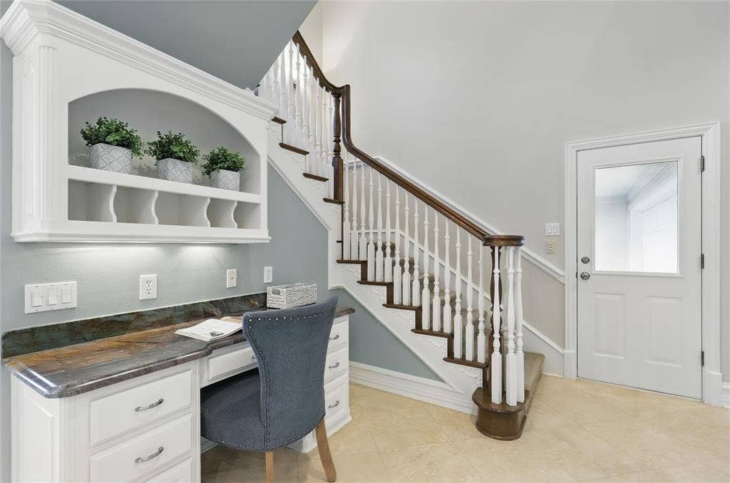 6800 Oak Hill Drive, Fort Worth, TX 76132 6800 Oak Hill Drive, Fort Worth, TX 76132