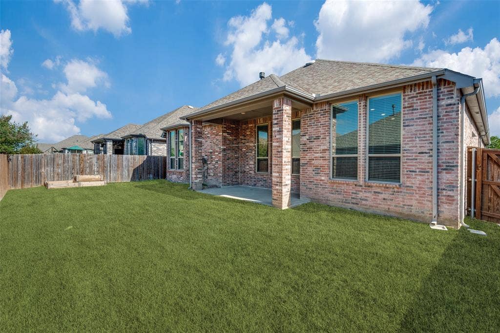1665 Sheldon Drive, Forney, TX 75126 1665 Sheldon Drive, Forney, TX 75126