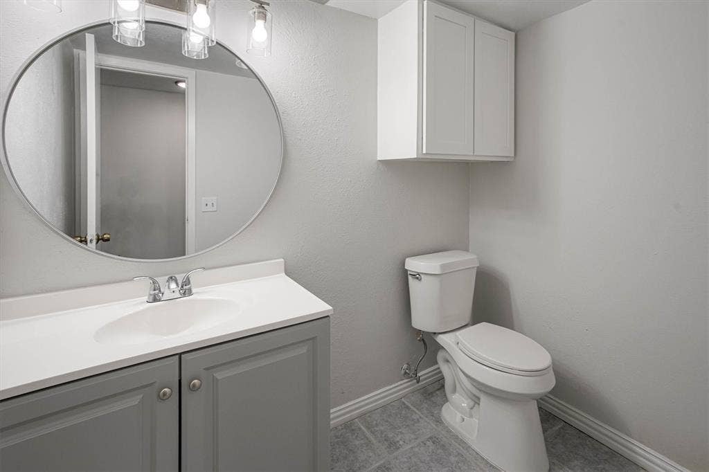 2805 Lineville Drive, #105, Farmers Branch, TX 75234 2805 Lineville Drive, #105, Farmers Branch, TX 75234