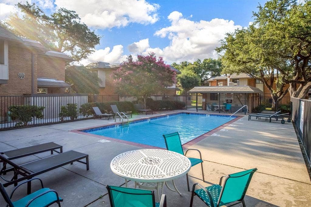 2805 Lineville Drive, #105, Farmers Branch, TX 75234 2805 Lineville Drive, #105, Farmers Branch, TX 75234