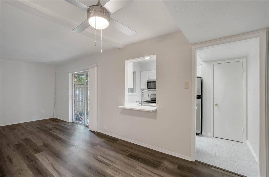 2805 Lineville Drive, #105, Farmers Branch, TX 75234 2805 Lineville Drive, #105, Farmers Branch, TX 75234
