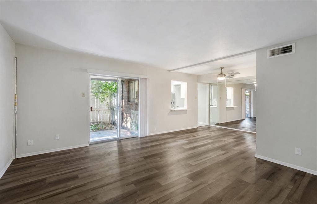 2805 Lineville Drive, #105, Farmers Branch, TX 75234 2805 Lineville Drive, #105, Farmers Branch, TX 75234