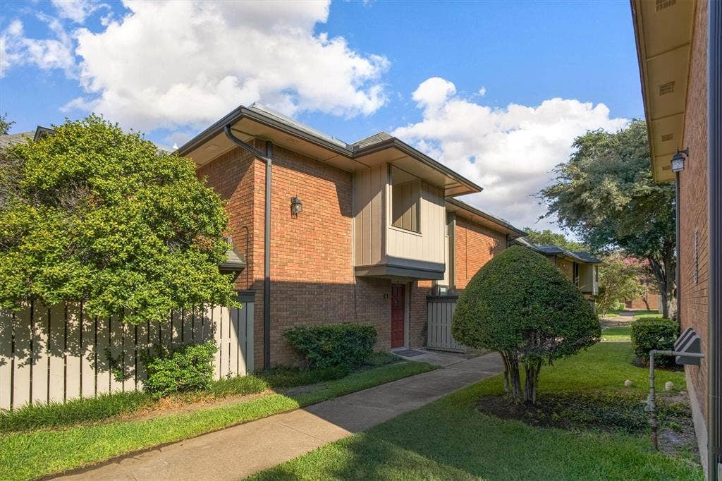 2805 Lineville Drive, #105, Farmers Branch, TX 75234 2805 Lineville Drive, #105, Farmers Branch, TX 75234