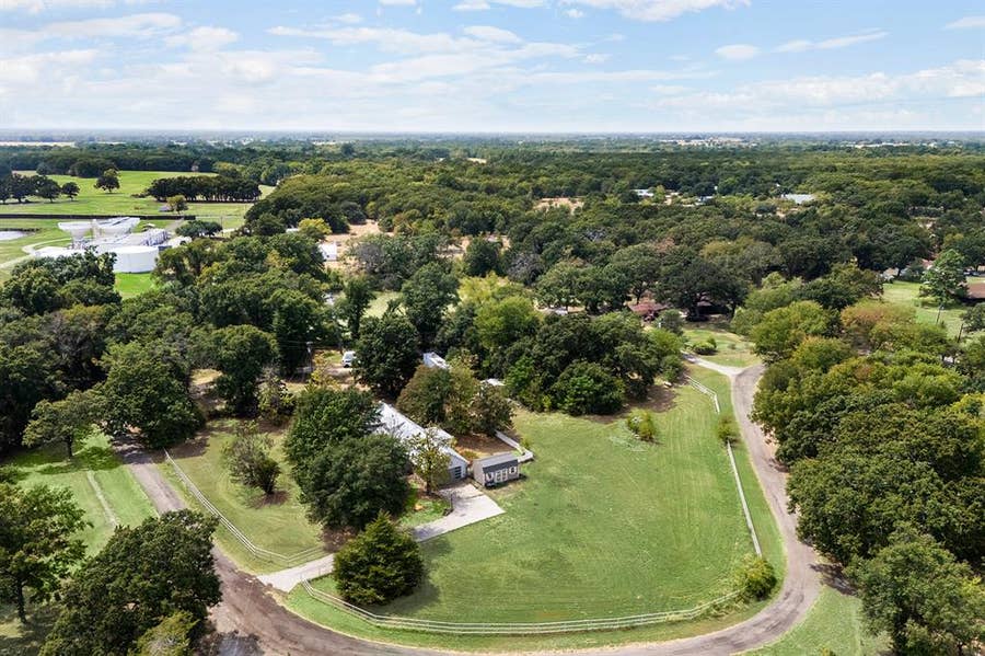 Property photo for 5910 County Road 3515, Quinlan, TX