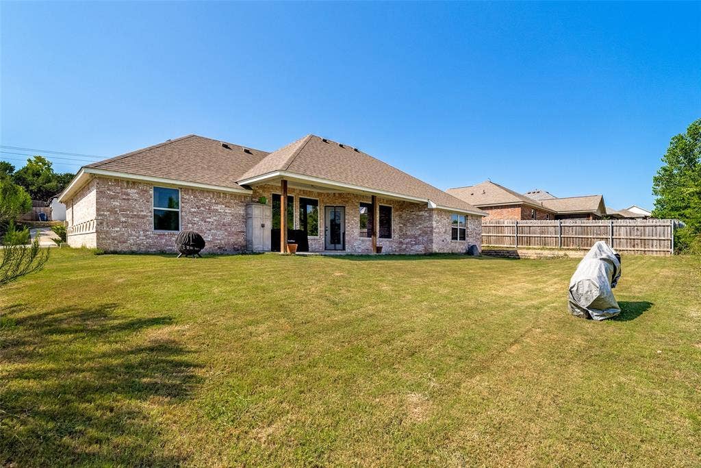 2128 Christine Drive, Granbury, TX 76048