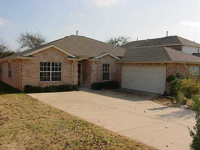 Property photo for 4716 Lee Hutson Lane, Sachse, TX