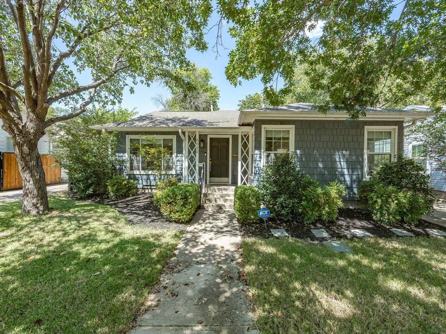 Property photo for 6020 Lovell Avenue, Fort Worth, TX