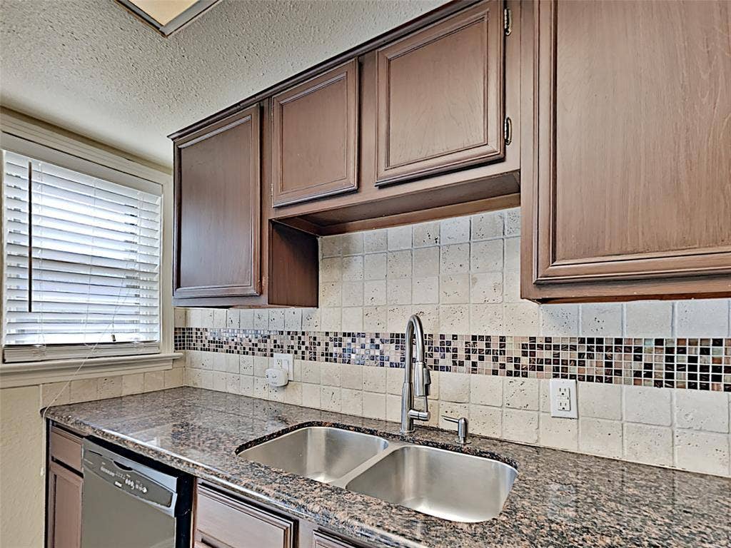 6491 Bordeaux Avenue, Dallas, TX 75209 6491 Bordeaux Avenue, Dallas, TX 75209