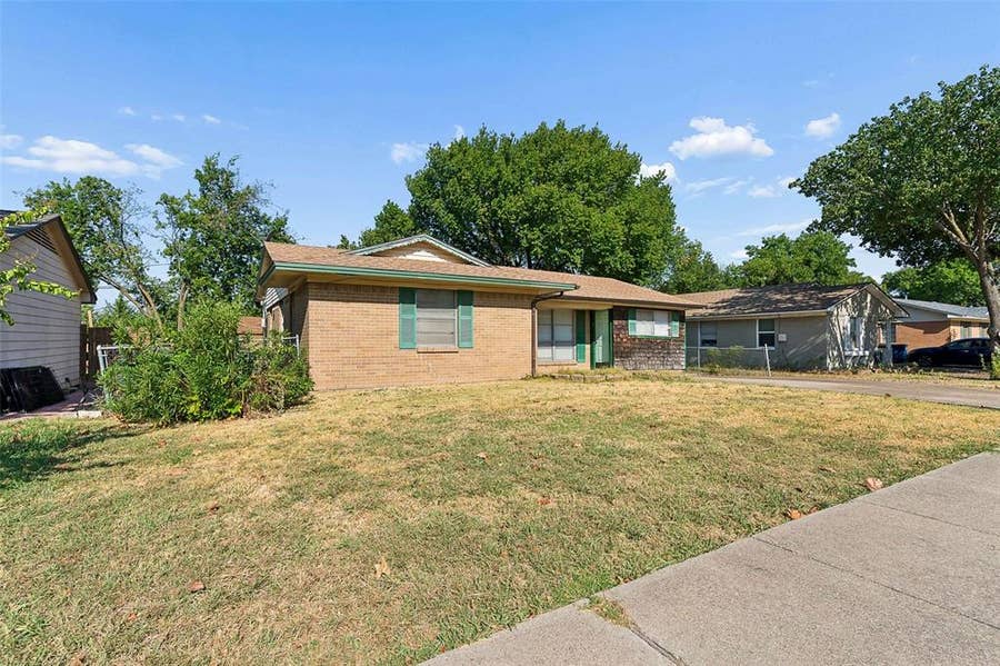 Property photo for 902 Mardi Gras Lane, Wylie, TX