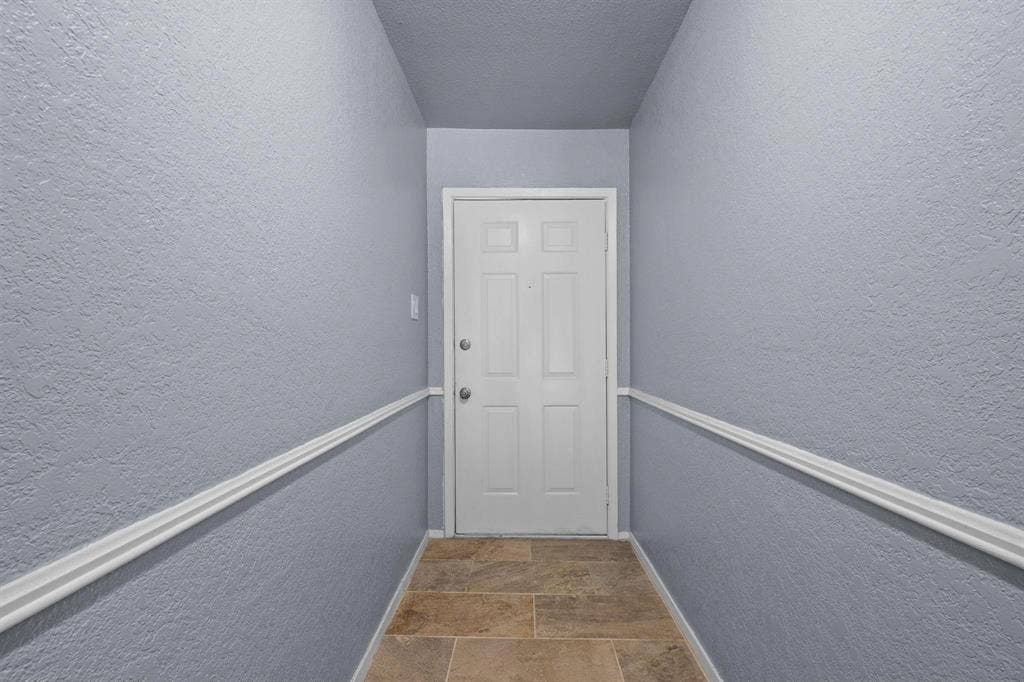 1729 W Doyle Street, Granbury, TX 76048 1729 W Doyle Street, Granbury, TX 76048