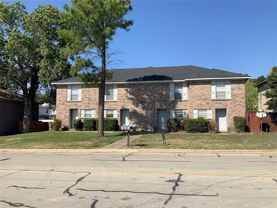 Property photo for 7504 Chapin Road, #B, Fort Worth, TX