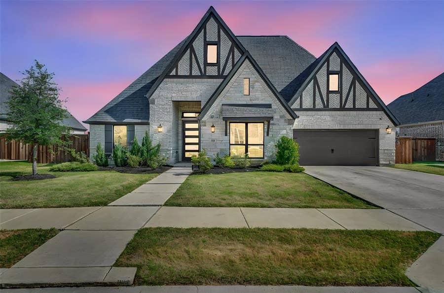 Property photo for 531 Syracuse Street, Haslet, TX