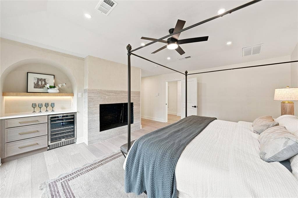 16212 Spring Creek Road, Dallas, TX 75248 16212 Spring Creek Road, Dallas, TX 75248