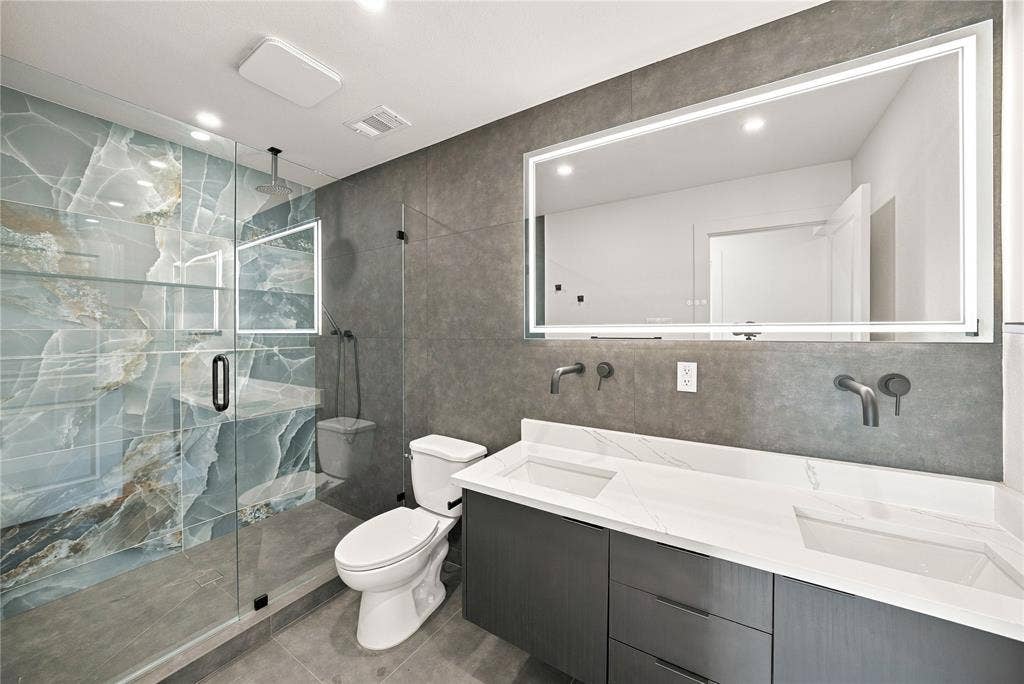 16212 Spring Creek Road, Dallas, TX 75248 16212 Spring Creek Road, Dallas, TX 75248