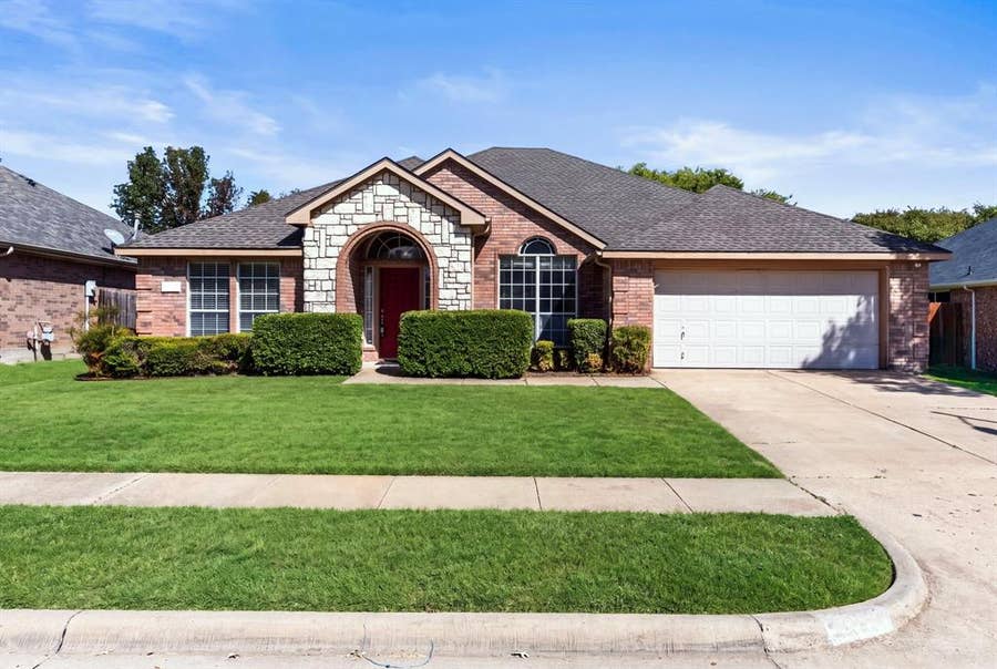Property photo for 6507 Watch Hill Court, Arlington, TX