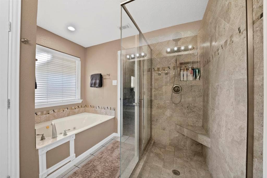 317 Anita Lane, Waxahachie, TX 75165