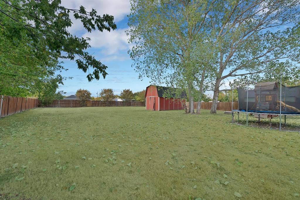 317 Anita Lane, Waxahachie, TX 75165
