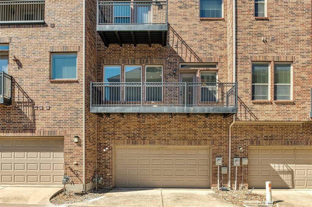 7914 Bishop Road, Plano, TX 75024 7914 Bishop Road, Plano, TX 75024