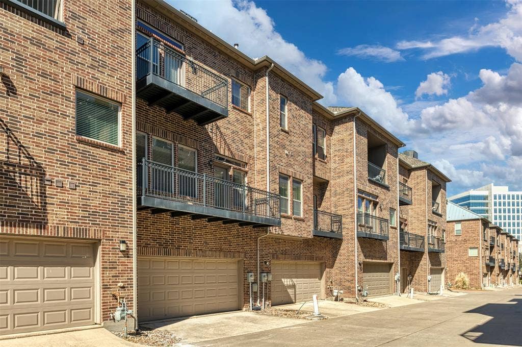 7914 Bishop Road, Plano, TX 75024 7914 Bishop Road, Plano, TX 75024