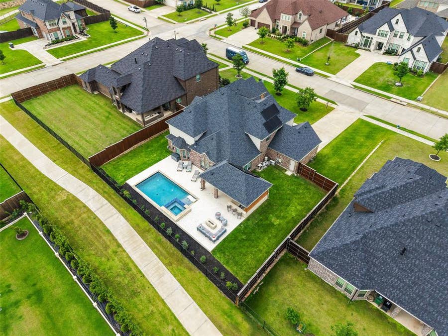 Property photo for 701 Featherstone Lane, Prosper, TX
