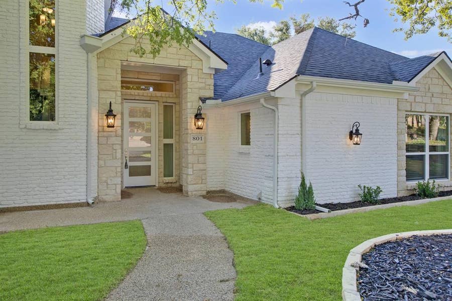 Property photo for 801 Highwoods Trail, Fort Worth, TX