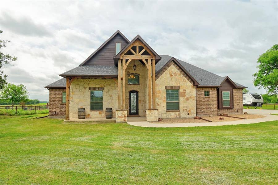 Property photo for 20392 County Road 637, Nevada, TX
