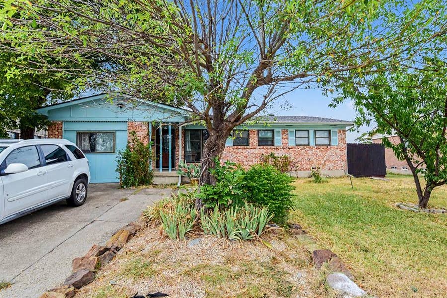 Property photo for 4609 Cornell Drive, Garland, TX