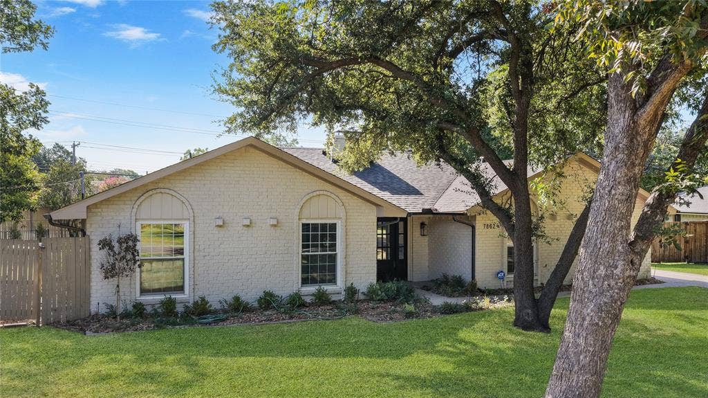 7862 La Verdura, Dallas, TX 75248