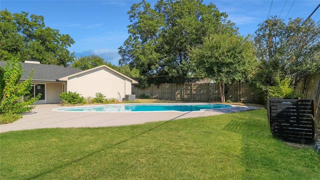 7862 La Verdura, Dallas, TX 75248