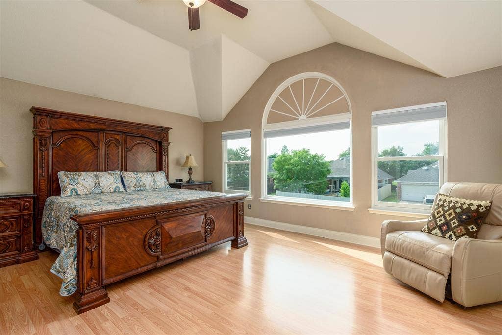 5800 Pine Ridge Boulevard, McKinney, TX 75070 Your primary bedroom is upstairs for plenty of privacy.