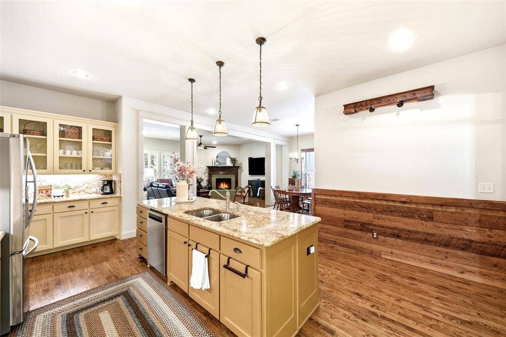 7205 Darrow Drive, McKinney, TX 75071 7205 Darrow Drive, McKinney, TX 75071