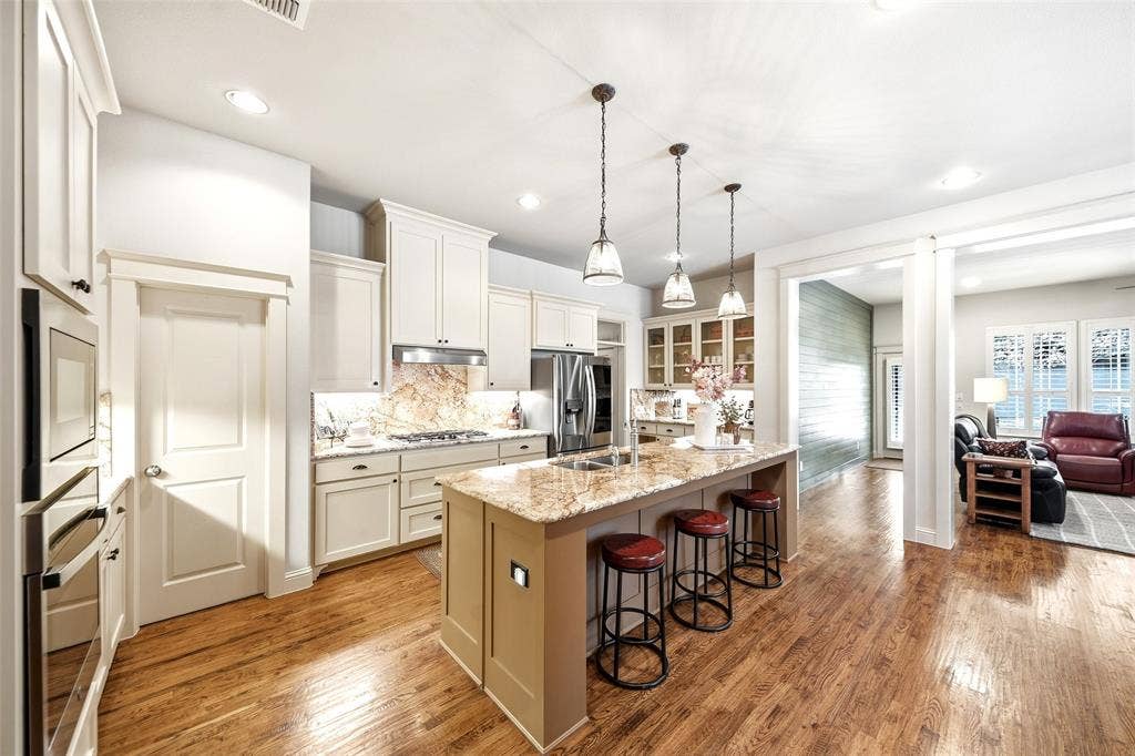 7205 Darrow Drive, McKinney, TX 75071 7205 Darrow Drive, McKinney, TX 75071