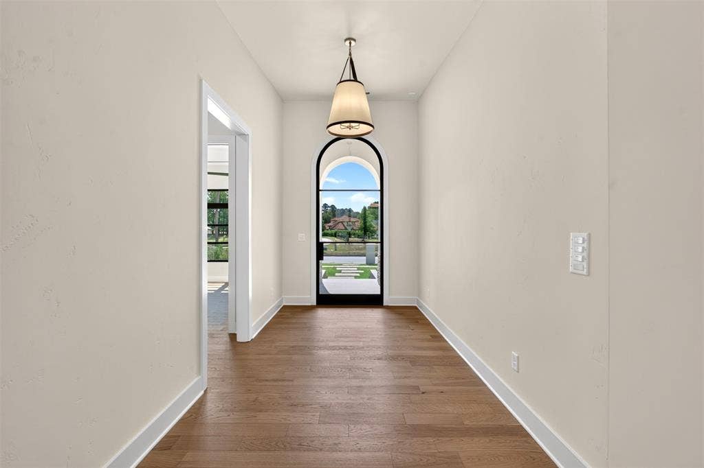 7607 Lakeside Lane, Tyler, TX 75703 7607 Lakeside Lane, Tyler, TX 75703