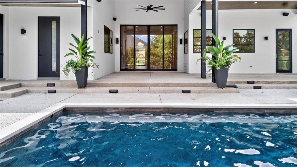7607 Lakeside Lane, Tyler, TX 75703 7607 Lakeside Lane, Tyler, TX 75703