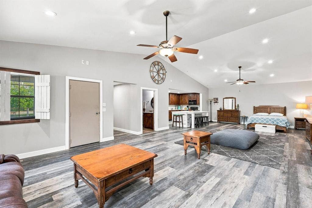 11513 Ridgeview Circle, Fort Worth, TX 76244