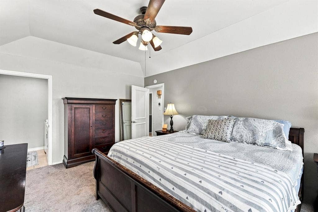 11513 Ridgeview Circle, Fort Worth, TX 76244