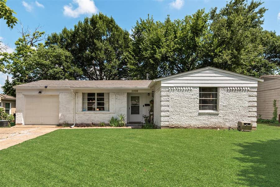 Property photo for 3008 Albany Drive, Mesquite, TX